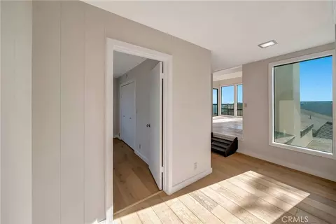 Entry Way - 470 Wellington, Cambria, CA 93428 photo 7 of 8