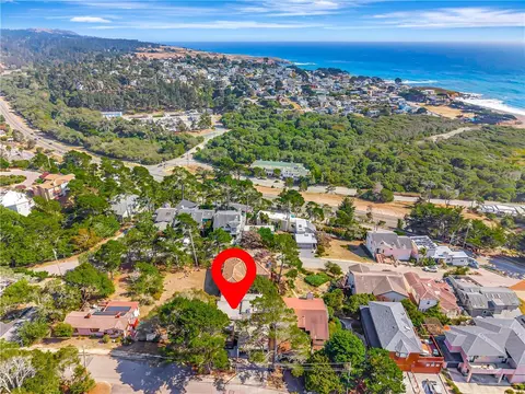 View/Area - 470 Wellington, Cambria, CA 93428 photo 4 of 10