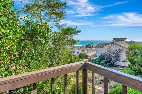 View/Area - 470 Wellington, Cambria, CA 93428 photo 2 of 10