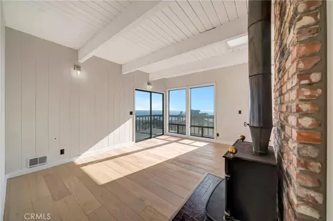 Living - 470 Wellington, Cambria, CA 93428 photo 7 of 12
