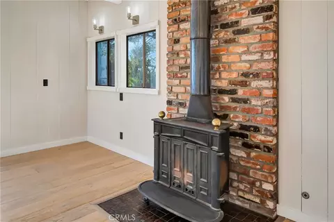 Living - 470 Wellington, Cambria, CA 93428 photo 9 of 12
