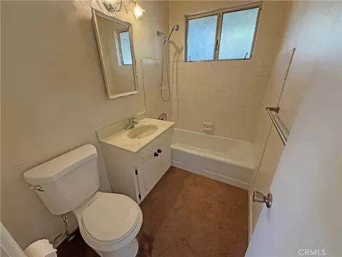 Bath - 7426 Elata, Yucca Valley, CA 92284 photo 3 of 4