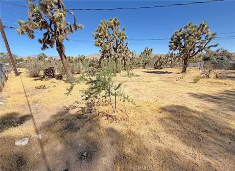 Exterior - 7426 Elata, Yucca Valley, CA 92284 photo 5 of 7