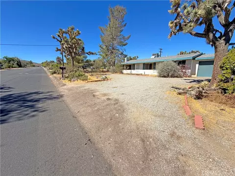 Exterior - 7426 Elata, Yucca Valley, CA 92284 photo 7 of 7