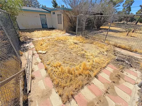 Exterior - 7426 Elata, Yucca Valley, CA 92284 photo 3 of 7