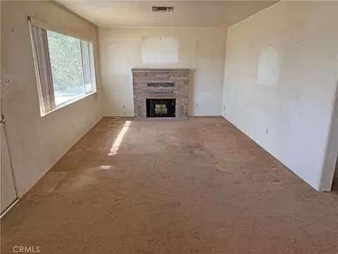 Living - 7426 Elata, Yucca Valley, CA 92284 photo 1 of 4