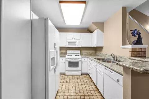 960 W Arrow #E, Upland, CA 91786 photo 8