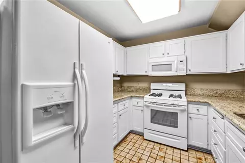 960 W Arrow #E, Upland, CA 91786 photo 10