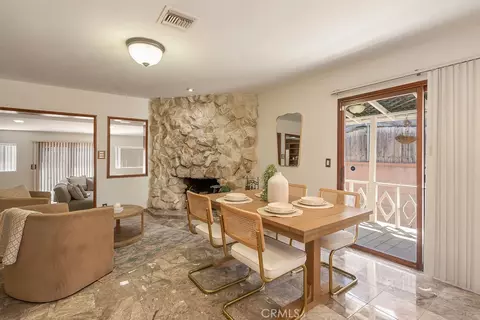 Dining - 7934 Comolette, Downey, CA 90242 photo 2 of 2