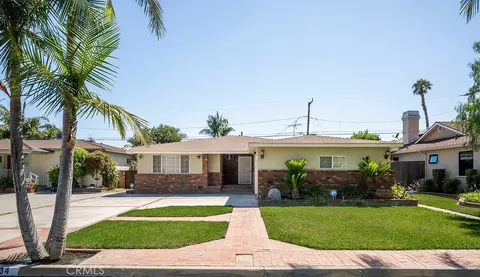 7934 Comolette, Downey, CA 90242