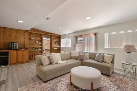 Living - 7934 Comolette, Downey, CA 90242 photo 3 of 4