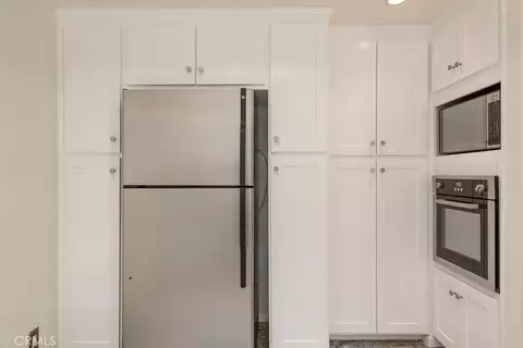 Kitchen - 7934 Comolette, Downey, CA 90242 photo 3 of 3