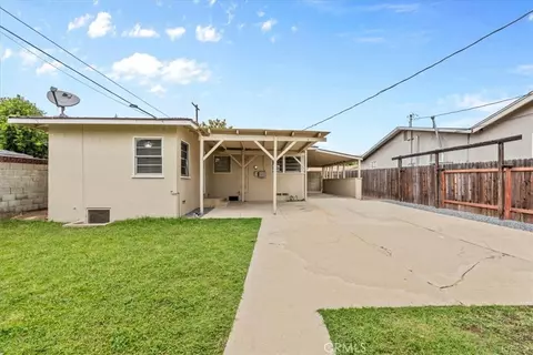 Exterior - 5609 Bandera, Montclair, CA 91763 photo 12 of 14