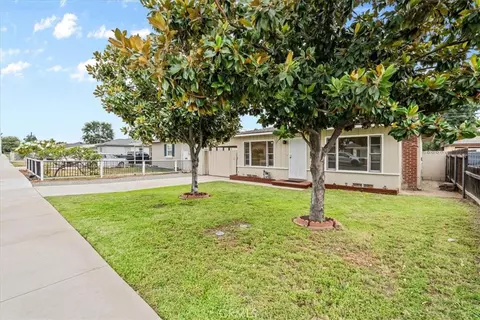 Exterior - 5609 Bandera, Montclair, CA 91763 photo 2 of 14