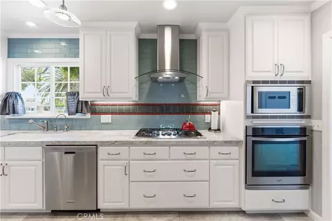 Kitchen - 903 E Dalton, Glendora, CA 91741 photo 3 of 6