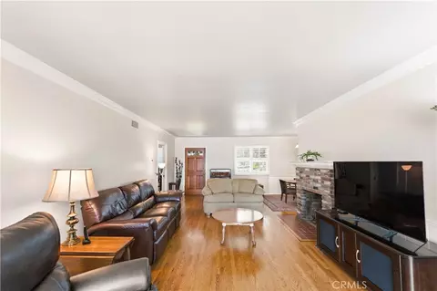 Living - 903 E Dalton, Glendora, CA 91741 photo 4 of 4