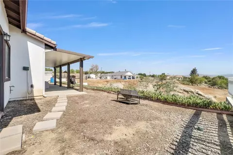 Exterior - 22418 Akers, Perris, CA 92570 photo 7 of 19