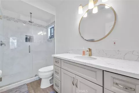 Bath - 22418 Akers, Perris, CA 92570 photo 2 of 7