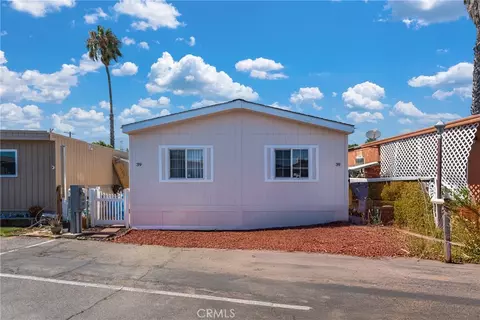 8221 Ilex St #39, Fontana, CA 92335