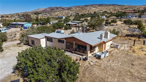 View/Area - 25435 Skyline Dr, Apple Valley, CA 92308 photo 1 of 12