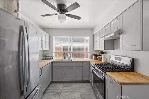 Kitchen - 7375 Chapman, Goleta, CA 93117 photo 2 of 3