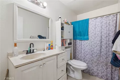 Bath - 7375 Chapman, Goleta, CA 93117 photo 4 of 4