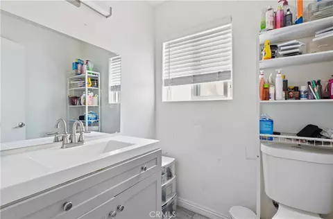 Bath - 7375 Chapman, Goleta, CA 93117 photo 3 of 4
