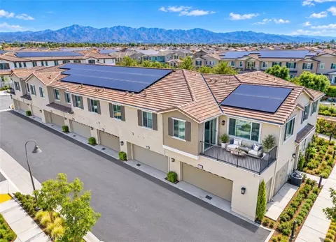 15901 Stresa Ln #7, Fontana, CA 92336