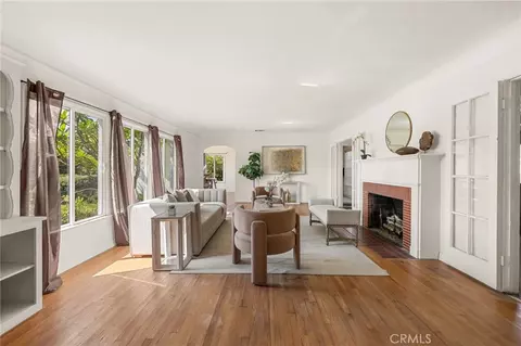 5456 Via San Delarro St, Los Angeles, CA 90022