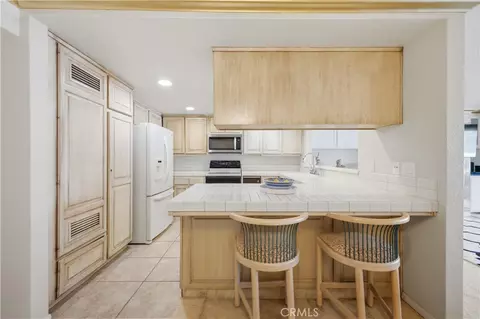 Kitchen - 22 Montego Ct, Coronado, CA 92118 photo 2 of 6