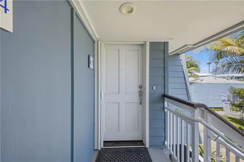 Entry Way - 22 Montego Ct, Coronado, CA 92118 photo 1 of 1