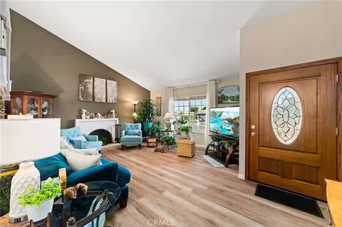 1055 W Aster, Upland, CA 91786 photo 4