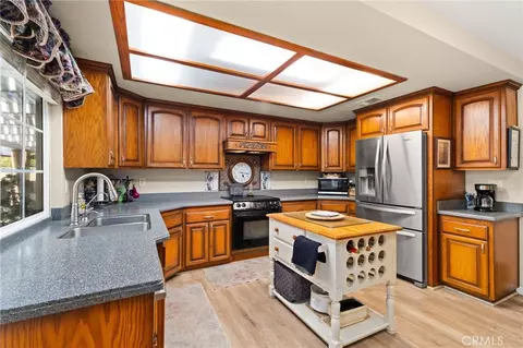 1055 W Aster, Upland, CA 91786 photo 8