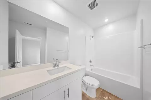 Bath - 731 E Route 66, Glendora, CA 91740 photo 3 of 3