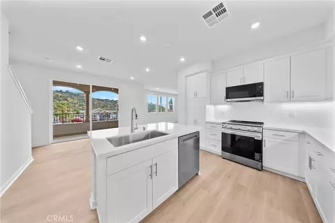 Entry Way - 731 E Route 66, Glendora, CA 91740 photo 1 of 4