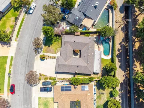 View/Area - 711 E Cypress, Glendora, CA 91741 photo 2 of 10