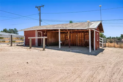 Exterior - 15093 Mandan, Apple Valley, CA 92307 photo 15 of 17