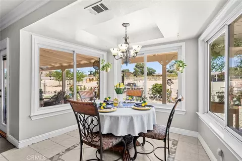Dining - 15093 Mandan, Apple Valley, CA 92307 photo 3 of 4