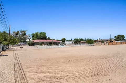 Exterior - 15093 Mandan, Apple Valley, CA 92307 photo 14 of 17