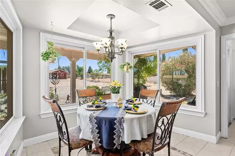 Dining - 15093 Mandan, Apple Valley, CA 92307 photo 4 of 4