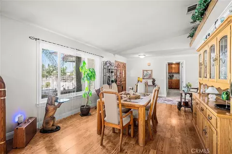 Dining - 15093 Mandan, Apple Valley, CA 92307 photo 2 of 4