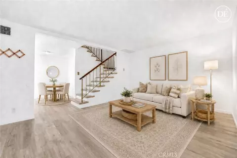 7301 Lennox Ave #D13, Van Nuys, CA 91405