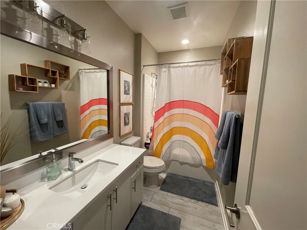 Bath - 768 Central, Upland, CA 91786 photo 2 of 2