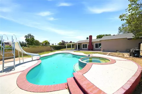 Exterior - 3073 Joshua Tree, Riverside, CA 92503 photo 9 of 12