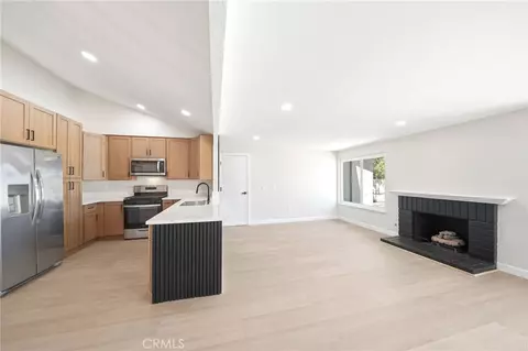 Living - 3073 Joshua Tree, Riverside, CA 92503 photo 6 of 13