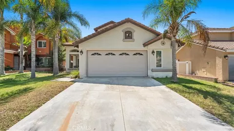 1860 Coolidge St, Corona, CA 92879