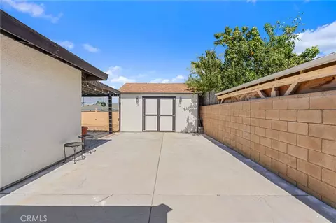 Exterior - 525 S S Frst, Rialto, CA 92316 photo 5 of 6