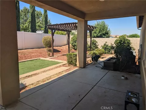 Exterior - 26439 Redoak St, Menifee, CA 92584 photo 5 of 9