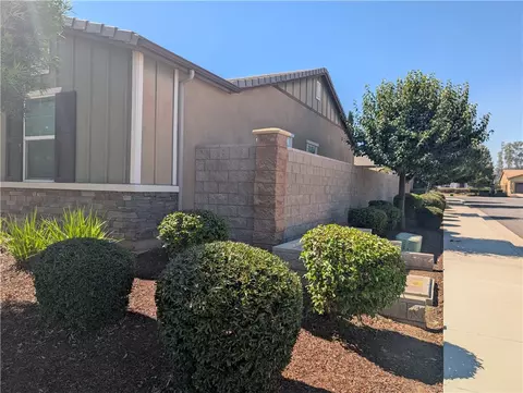 Exterior - 26439 Redoak St, Menifee, CA 92584 photo 8 of 9