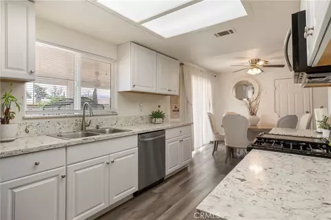 Kitchen - 11345 Otowi Rd, Apple Valley, CA 92308 photo 2 of 3